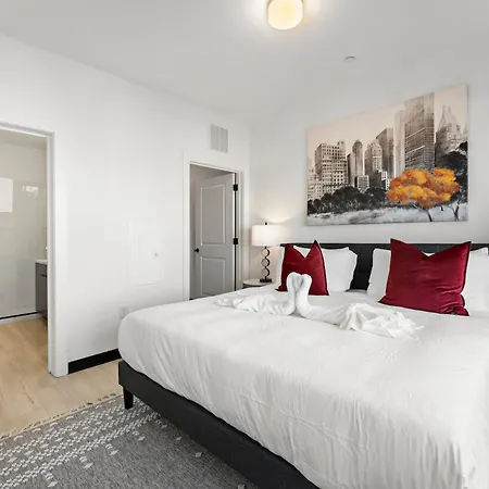 Furnished Luxury Apartment Close To Boston Everett Exterior photo