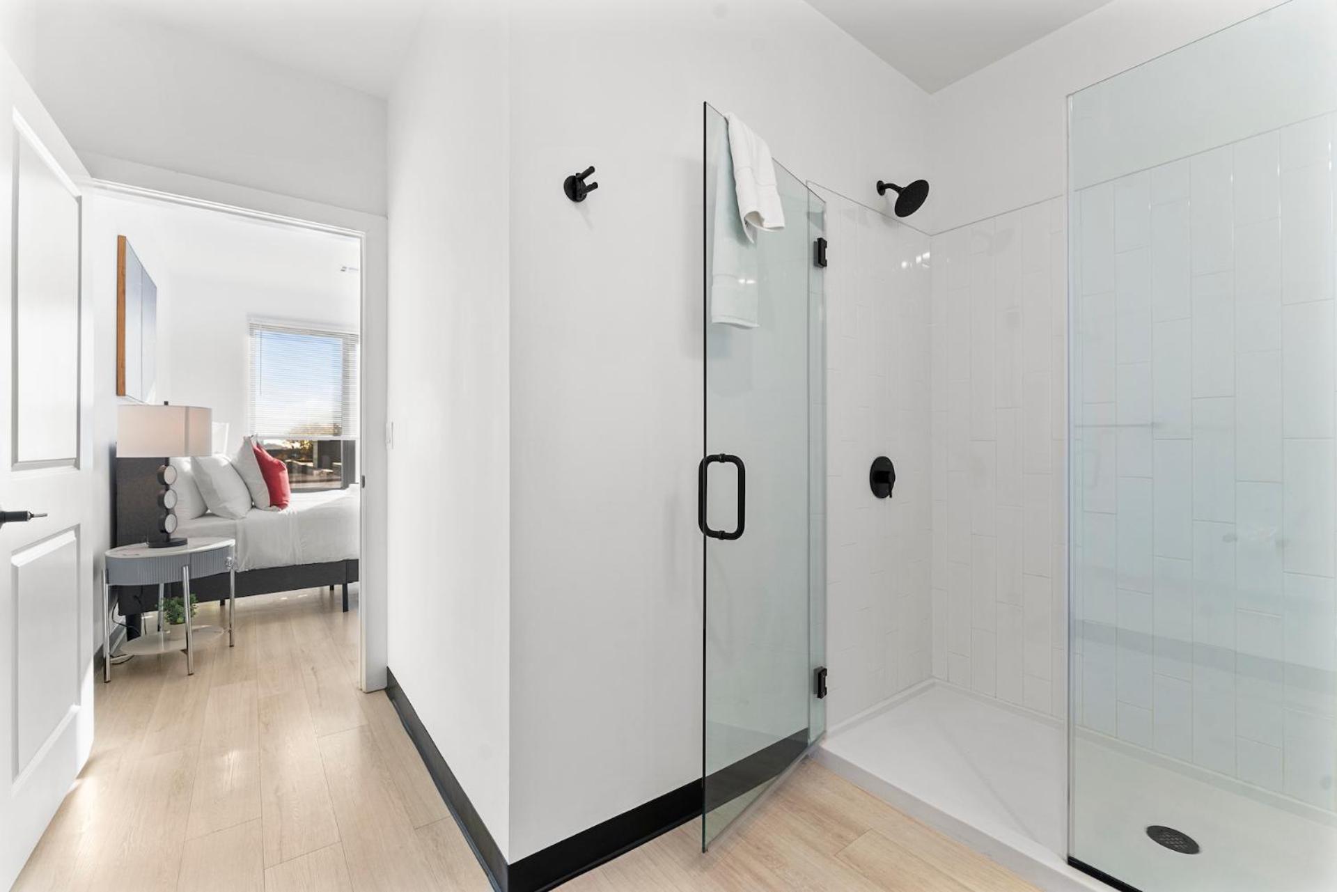 Furnished Luxury Close To Boston * Everett