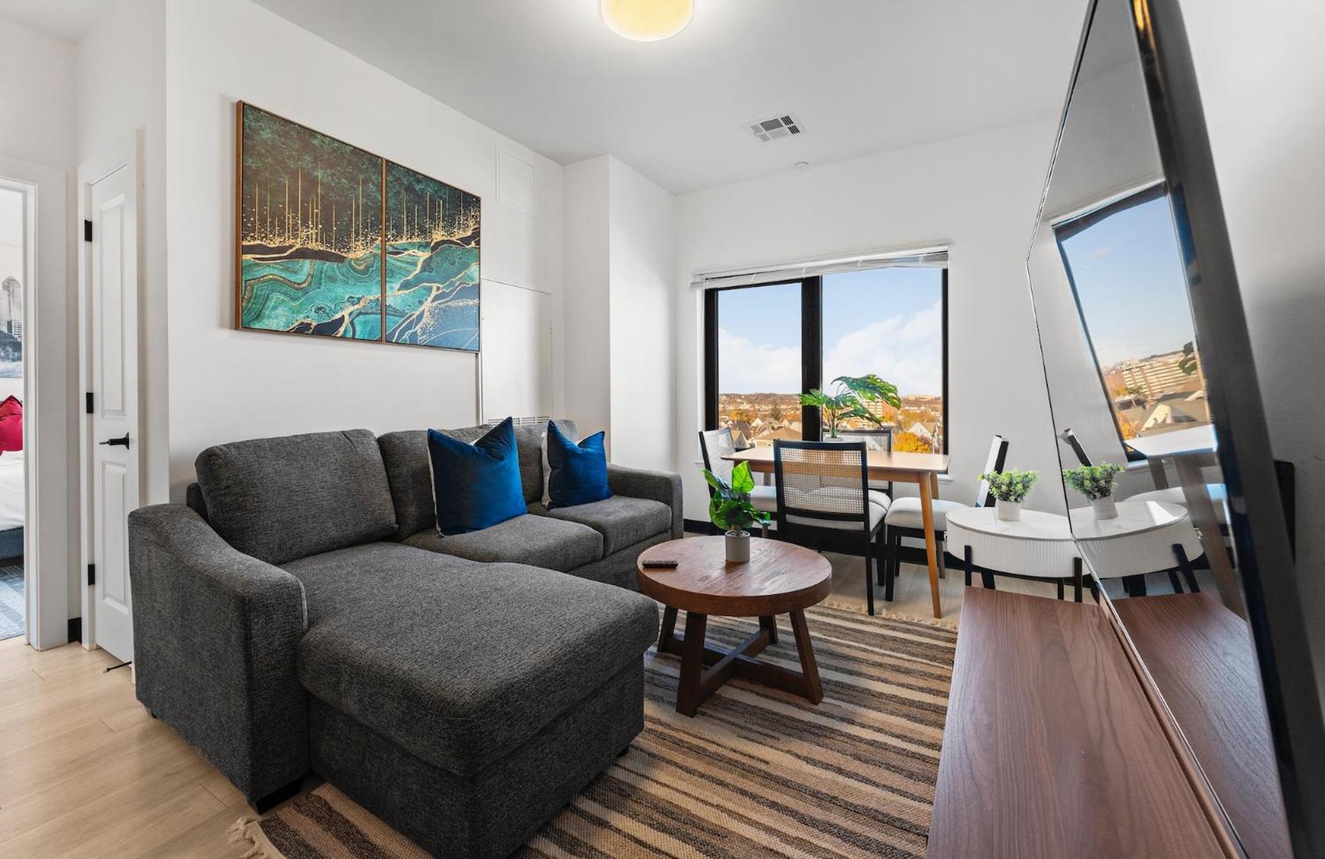 Furnished Luxury Close To Boston
